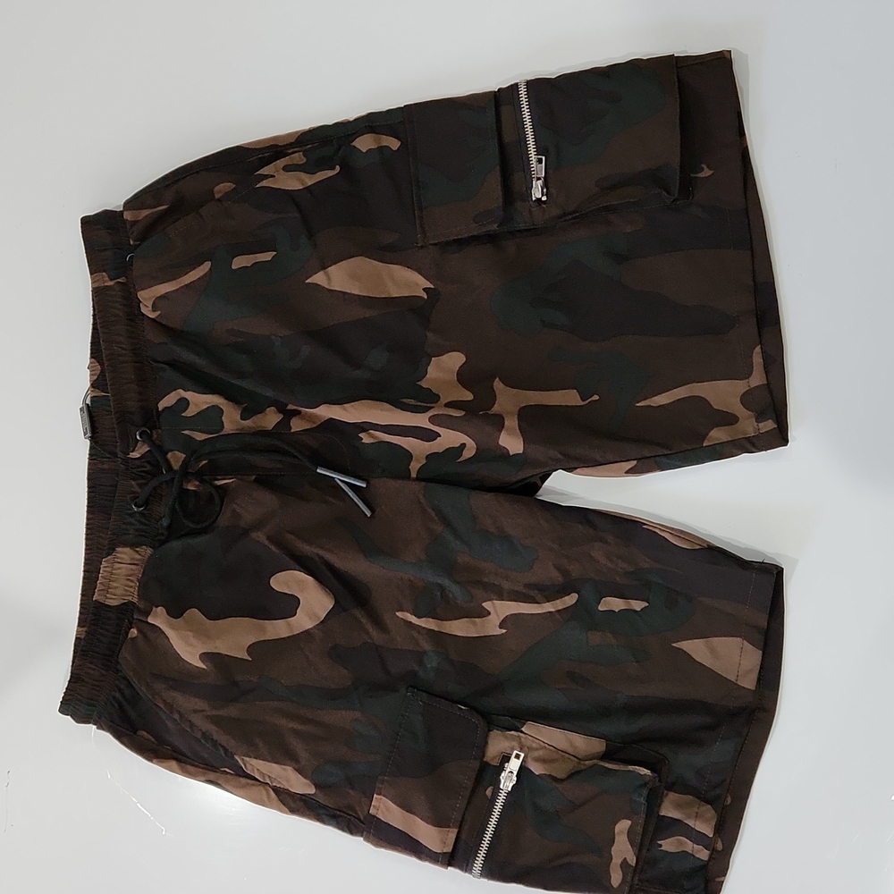 American Stitch Men's  Camouflage  Cargo Shorts Size XL
